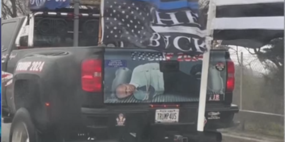 Tramp vozi vezanog Bajdena u kamionetu! Brutalan snimak koji je digao Ameriku na noge!
