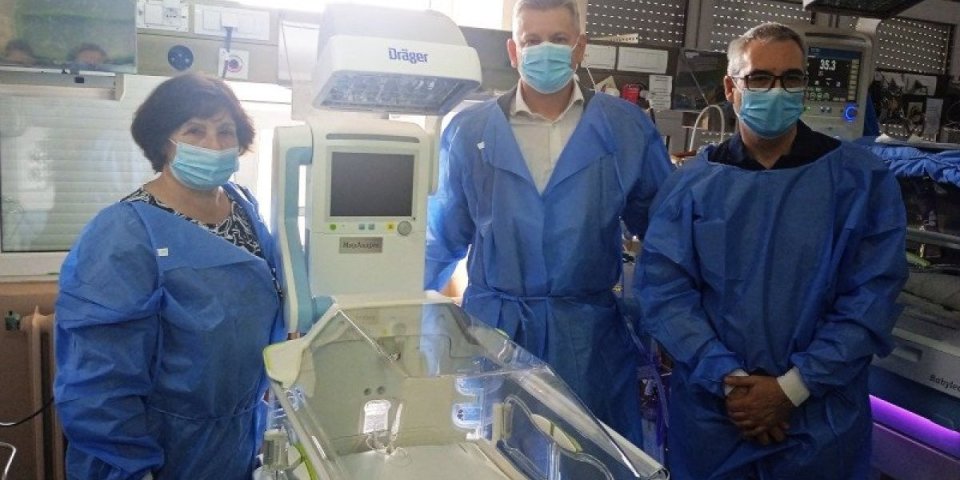 Lepe vesti iz kragujevačkog UKC-a: Srpkinja iz Amerike donirala najsavremeniji neonatalni inkubator