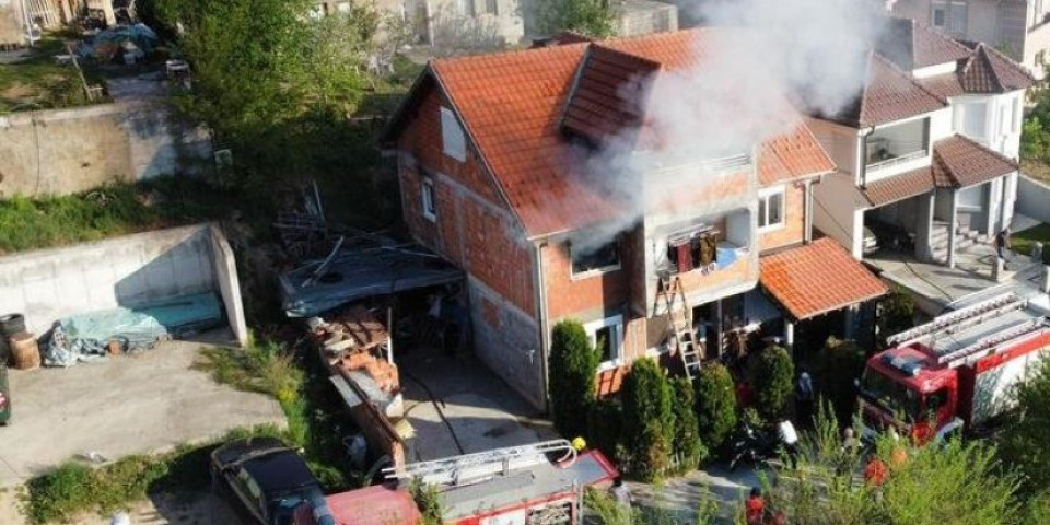 Još jedan požar u Novom Pazaru: Gori kuća u naselju Bukreš