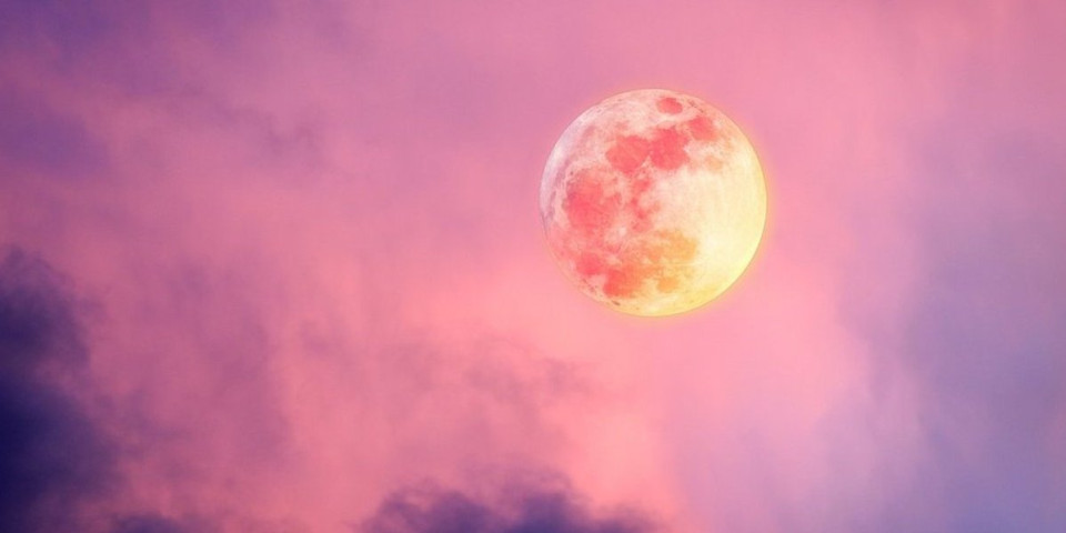 Sutra tačno u 1:48 časova stiže neverovatan događaj! Ružičasti pun Mesec u Škorpiji menja sudbinu 4 horoskopska znaka
