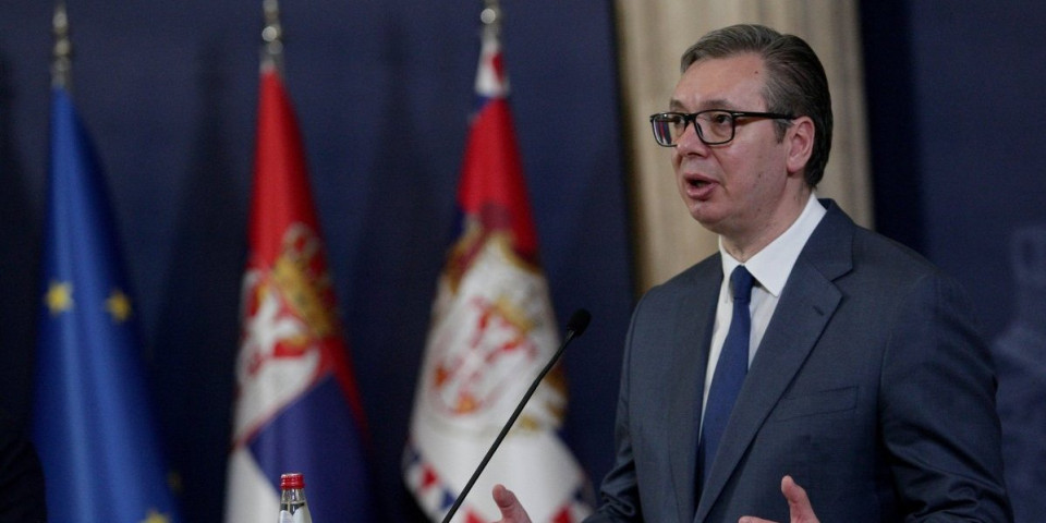 Predsednik Vučić sutra prima državnog ministra za odbranu UAE