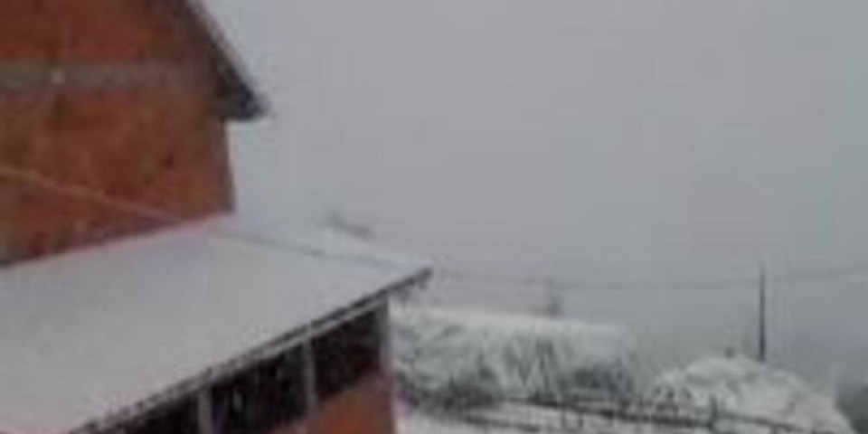Sneg pada u Srbiji! Evo u kojim predelima zemlje je danas zabelelo! (FOTO)