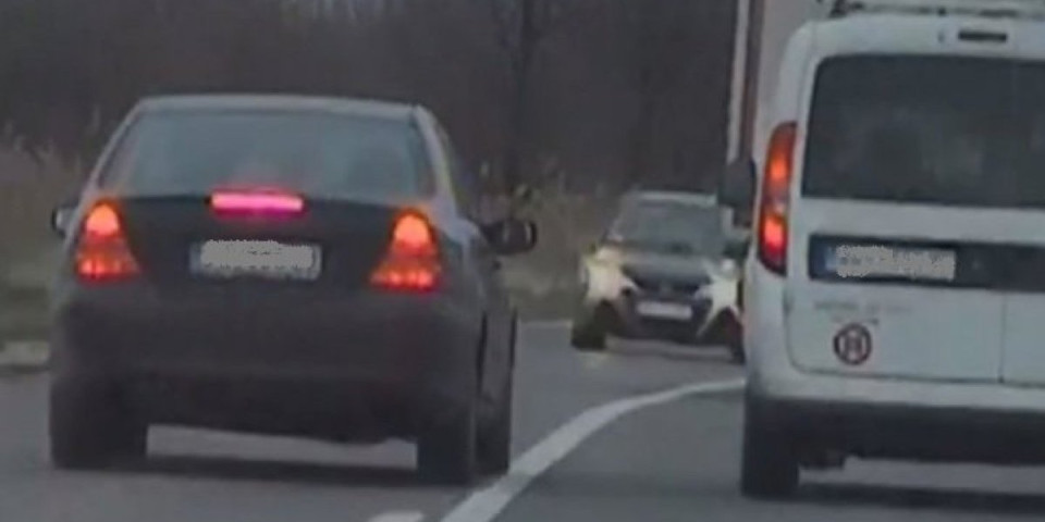 Kobne makazice! Osvanuo snimak saobraćajne nesreće! (VIDEO)