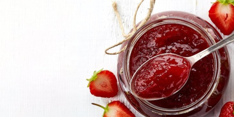 Domaći džem od jagoda bez šećera! Napravite najlepši slatki namaz za manje od sat vremena - Deca će ga obožavati