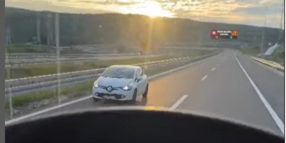 Još jedan kamikaza na autoputu: Opet vožnja u kontra smeru, ovog puta kod Bubanj Potoka (VIDEO)