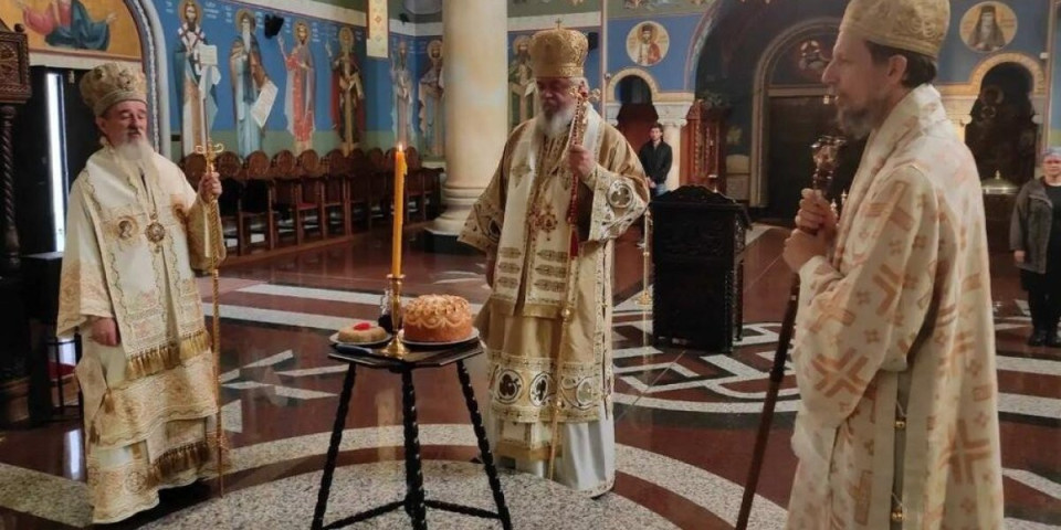 Praznik Svetog Atanasija Velikog: Episkop mileševski služio liturgiju povodom svog imendana! (FOTO)