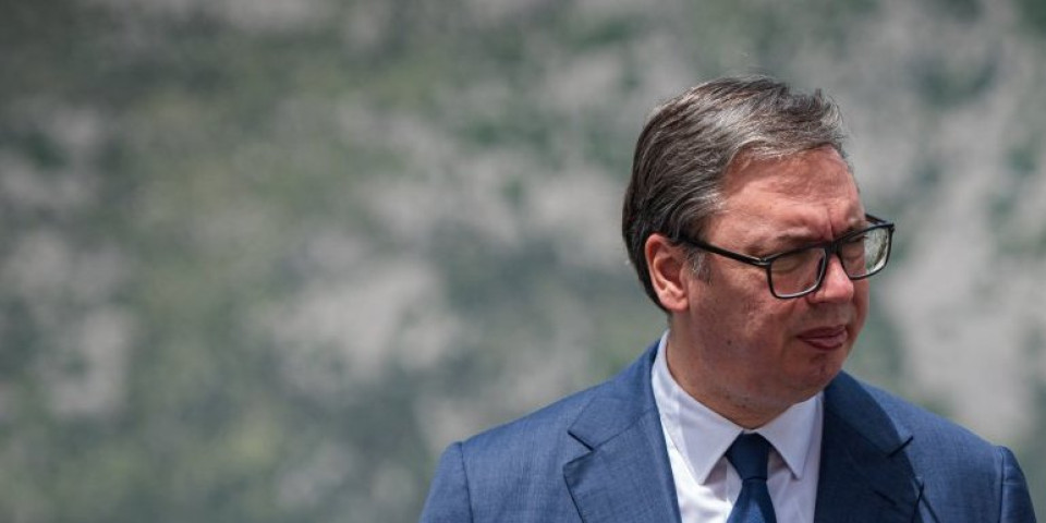 Vučić zagrmeo iz Crne Gore: Za nas sloboda nema cenu, za nas je sloboda najveća vrednost koju štitimo i branimo!