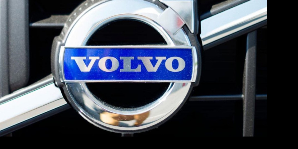 PROPUŠTENA ŠANSA ZA DOVOĐENJE VELIKIH INVESTITORA! "Volvo" odustao od fabrike u Srbiji - Lažni ekolozi onemogućili iskopavanje litijuma