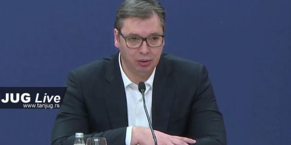 (VIDEO) NAJNOVIJE MERE! Predsednik Vučić nakon sednice Vlade: OD SUTRA U 10 ČASOVA ZABRANJEN IZLAZAK NA ULICE GRAĐANIMA STARIJIM OD 65 GODINA!