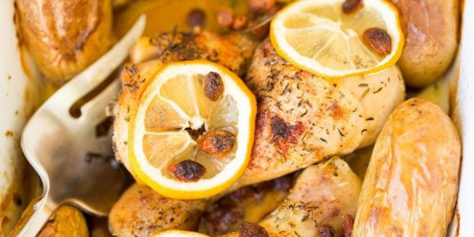 UKUSNO JELO ZA GURMANE! Aromatična piletina sa limunom i žalfijom (RECEPT)
