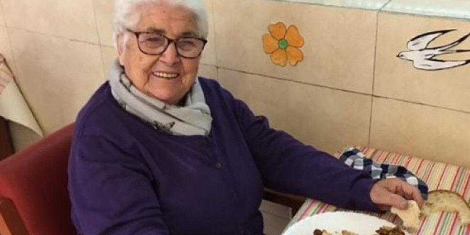 (FOTO) ŠPANAC IMA SUPERBAKU! U 96. godini uspela da POBEDI KORONU!