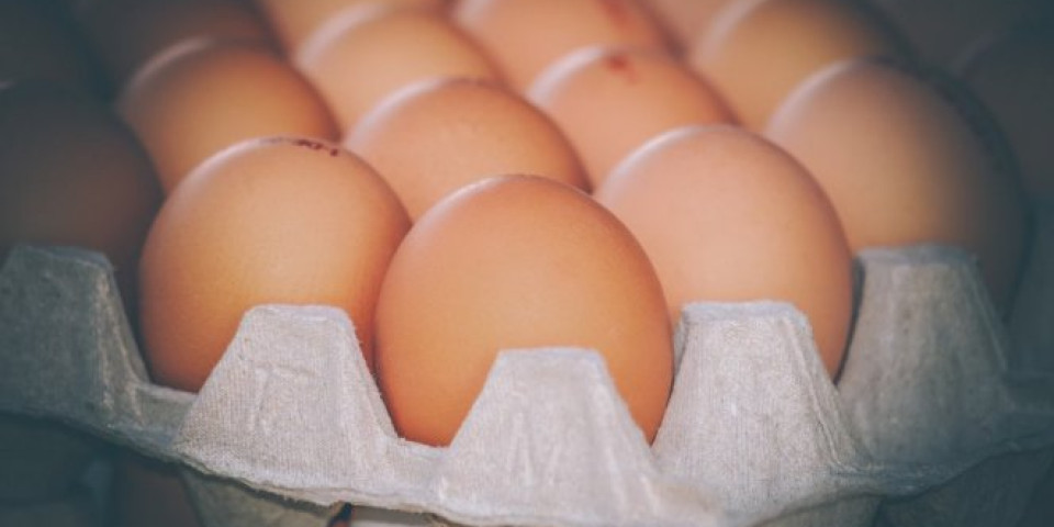 Koliko DUGO jaja mogu da stoje u FRIŽIDERU a da se NE POKVARE?