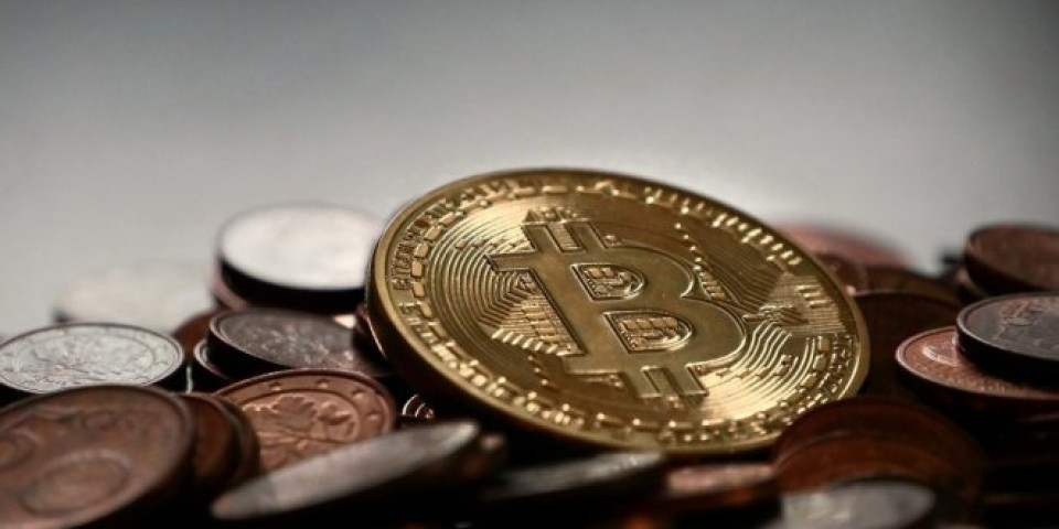 Bitkoin na novom istorijskom maksimumu, vredi više od 57.000 dolara!