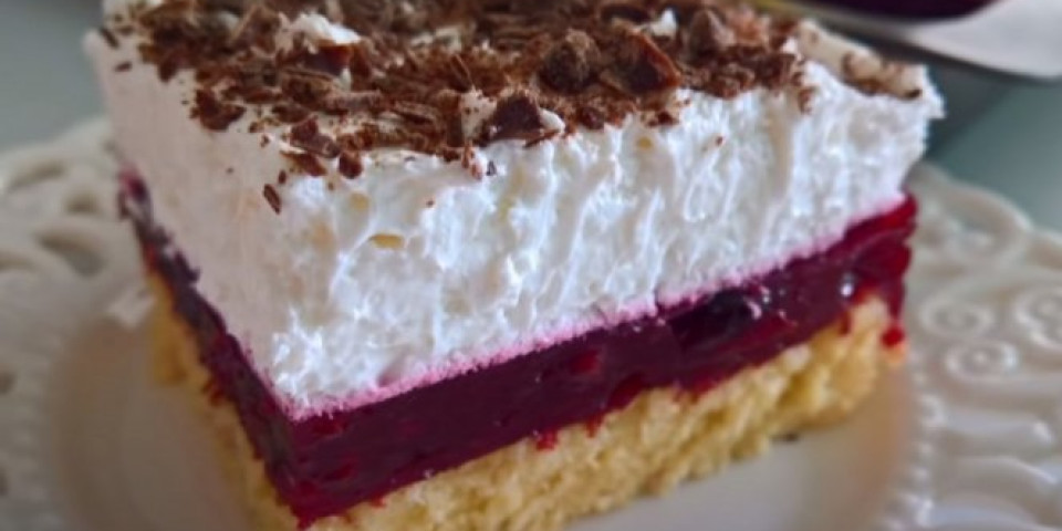 ZASLADITE OVAJ DAN! Napravite najbolji kremasti voćni kolač! /VIDEO/