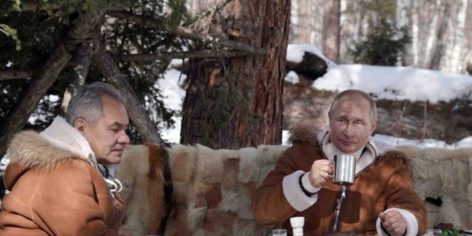 KO JE KRIV ZA BLOKADU SUECKOG KANALA?! Ekspert tvrdi: Putin i Šojgu sve isplanirali u tajgi! /FOTO/