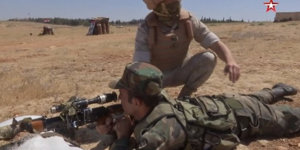 AKO AMERI KRENU, ČEKAĆE IH PAKAO! Sirijske snajperiste obučavaju ruski vojni instruktori! /VIDEO/