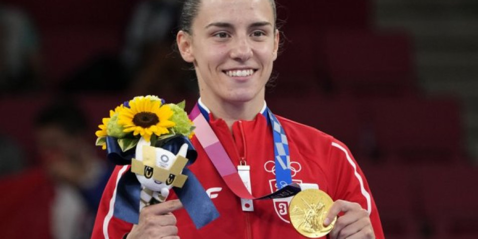 KAKAV ŠOK! Jovana Preković donela Srbiji zlato na Olimpijskim igrama pa objavila kraj karijere! (FOTO)