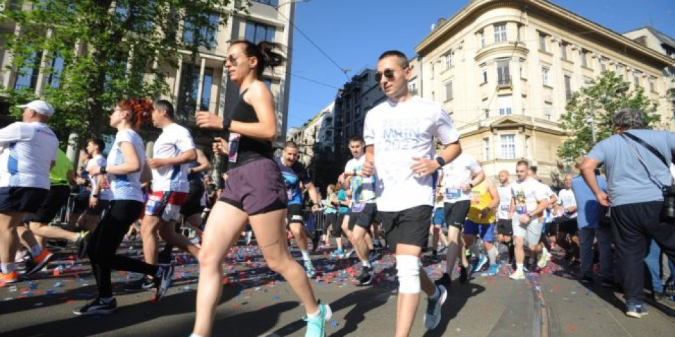 Važno! Beogradski maraton sa rekordnih 13.000 učesnika: Ovo je trasa zatvorenih ulica, a evo koje linije gradskog prevoza se menjaju