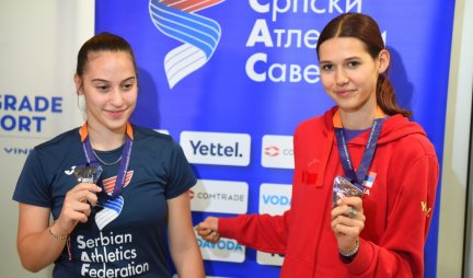 STIGLA SRPSKA ČUDA! Adriana i Angelina donele medalje u Beograd! OVO JE TEK POČETAK! (FOTO)