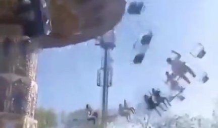 (VIDEO) TEŠKA NESREĆA U RUSIJI! Ringišpil pukao usred vožnje, ljudi leteli na sve strane, 20 povređenih hitno prebačeno u bolnicu!