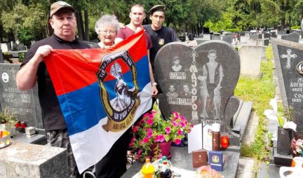 U SLAVU PALOG SABORCA! Veterani brigade "Car Dušan Silni" upalili sveće na grobu Stanislava Majoroša!