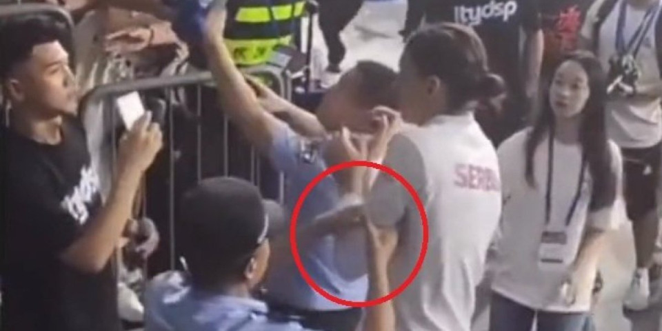 Incident u Kini! Policajac zgrabio Tijanu Bošković za ruku