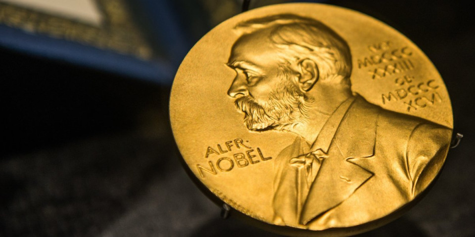 Nobelova nagrada za fiziku! Odlikovano troje naučnika za istraživanje sveta elektrona