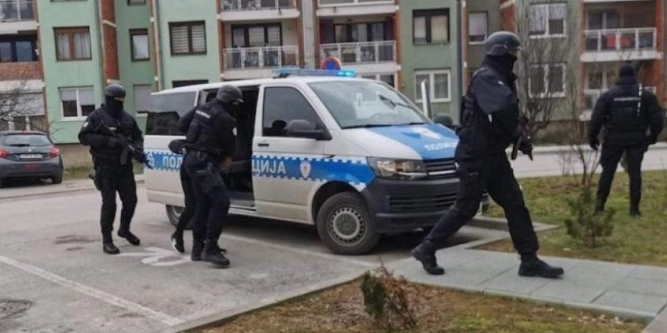 Policijska akcije "Dozer" u Republici Srpskoj! Uhapšena trojka dilovala ekstazi