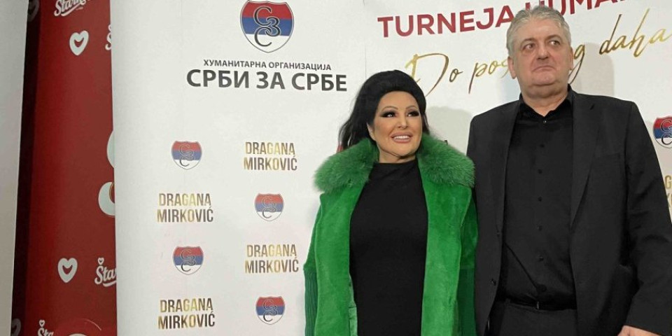 Dragana Mirković sa suprugom stigla na drugo veče koncerta! Pevačica nije skidala osmeh sa lica, poručila samo jedno (VIDEO)