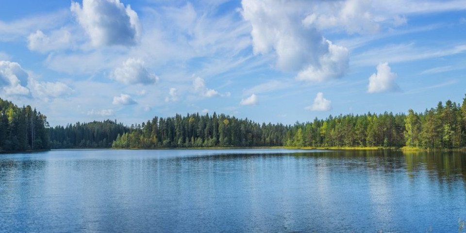 5 srpskih jezera idealnih za beg u prirodu! A tek ako planirate Prvi maj da provedete ovde - nećete se pokajati (FOTO)