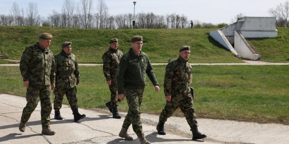 Vojska Srbije nepokolebljiva: Komandant Kfora Ulutaš prisustvuje taktičkoj vežbi ''Vihor 2024''