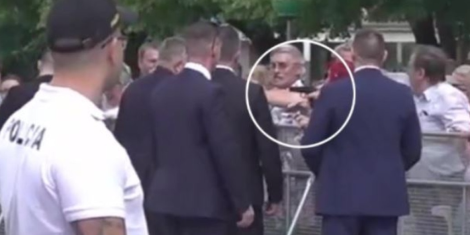 Šok! "Pogledajte gde su ruke Ficovih telohranitelja!" Frapantni detalji snimka atentata na premijera Slovačke! (VIDEO)