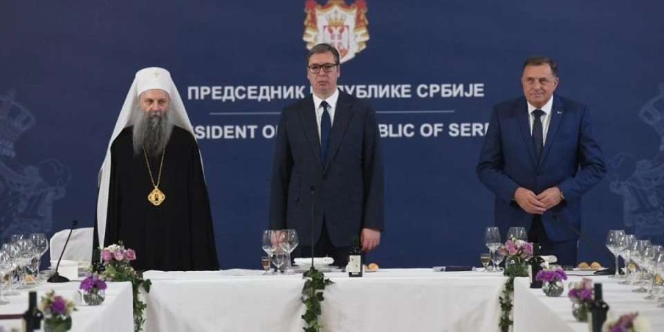 Razgovor o ključnim pitanjima za opstanak srpskog naroda! Vučić ugostio na ručku patrijarha srpskog Porfirija, Sveti arhijerejski Sabor SPC i predsednika Dodika!