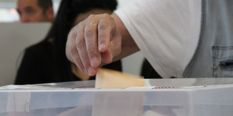 Kako su juče glasale vaše komšije? Na sajtu RIK objavljeni rezultati beogradskih izbora po biračkim mestima!
