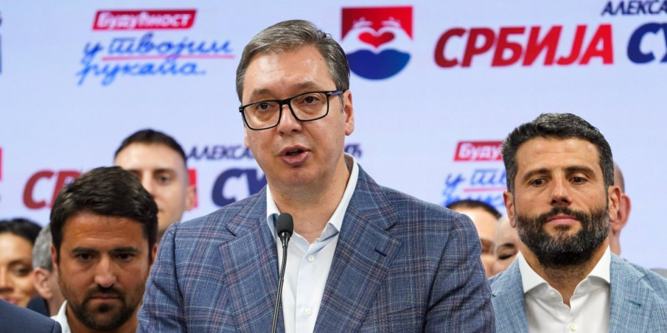 Vučić poručio SNS-u: Pružite ruku političkim protivnicima!