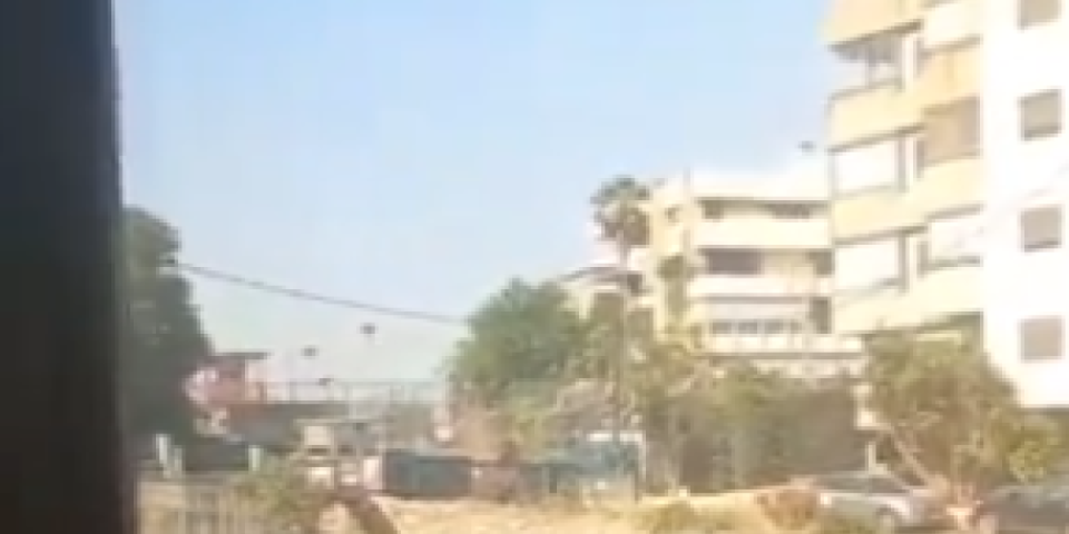 (VIDEO) Napad na američku ambasadu! Žestok oružani okršaj u Bejrutu, ima mrtvih!
